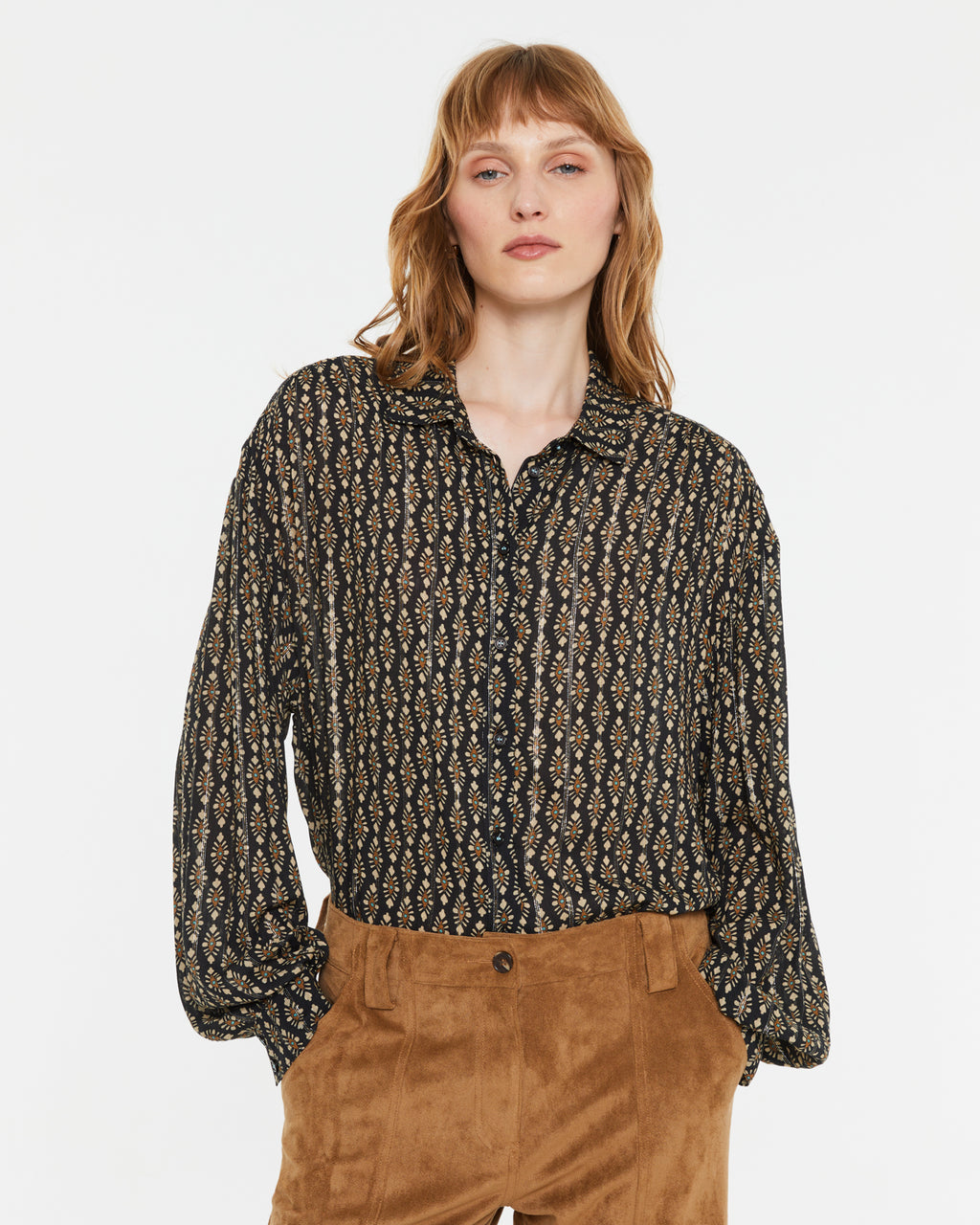 Camisa de mujer estampada cuello camisero