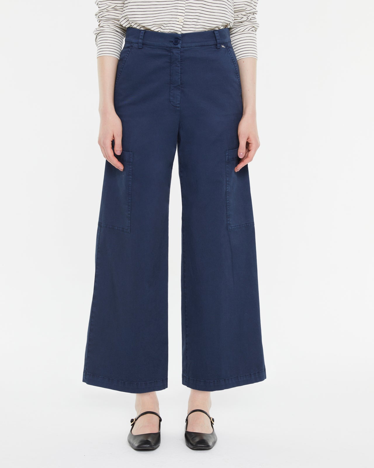 Pantalón de mujer cropped tipo cargo