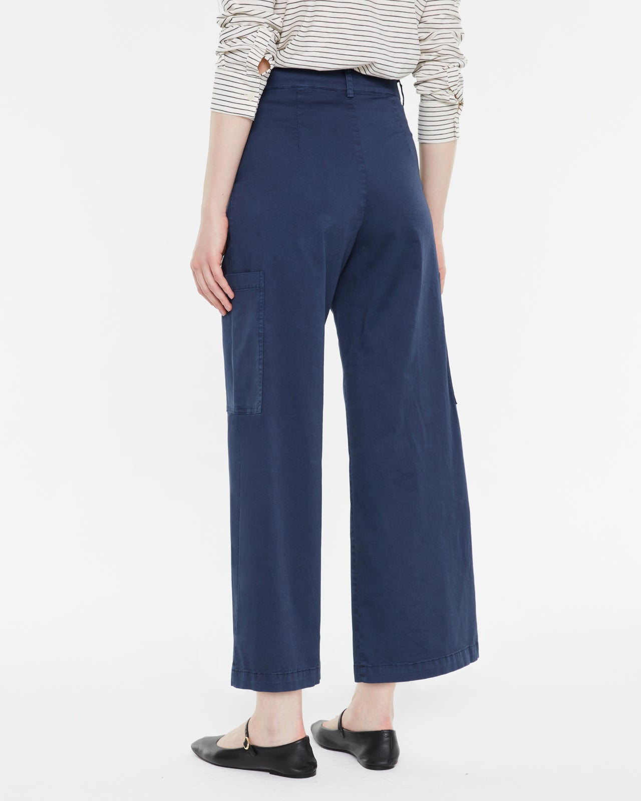 Pantalón de mujer cropped tipo cargo