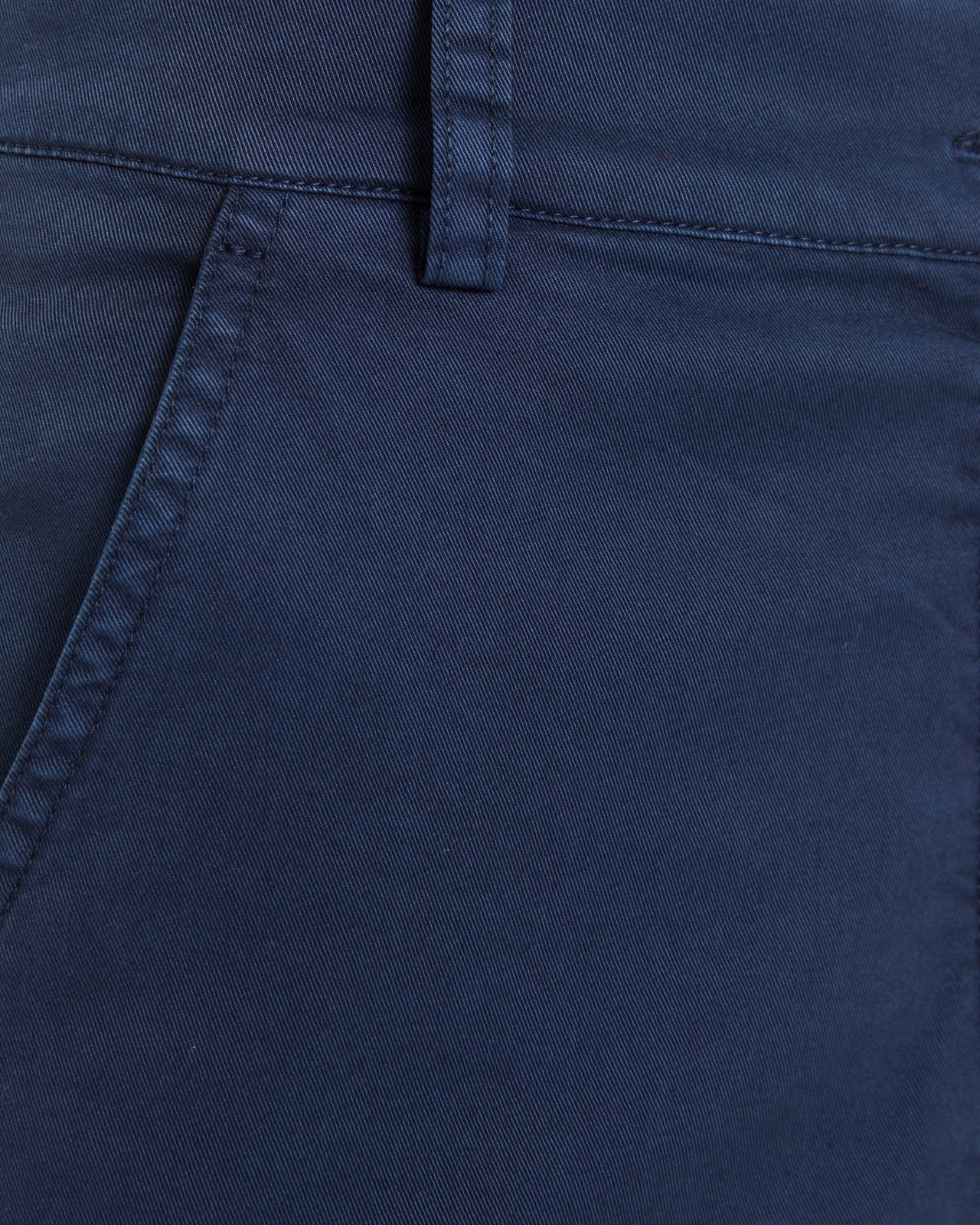 Pantalón de mujer cropped tipo cargo