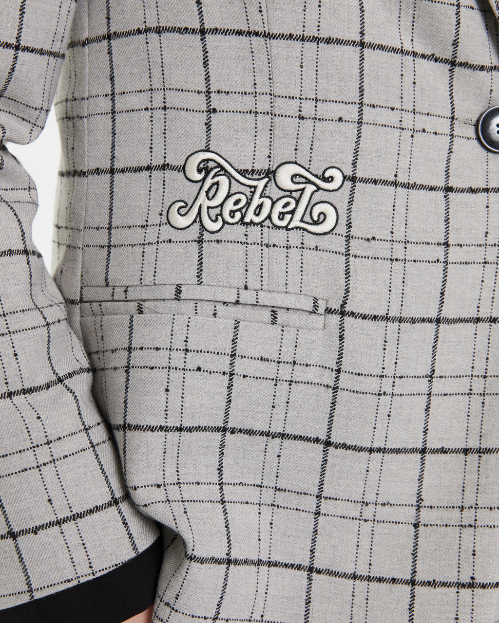 Blazer de mujer cuadros con bordados decorativos