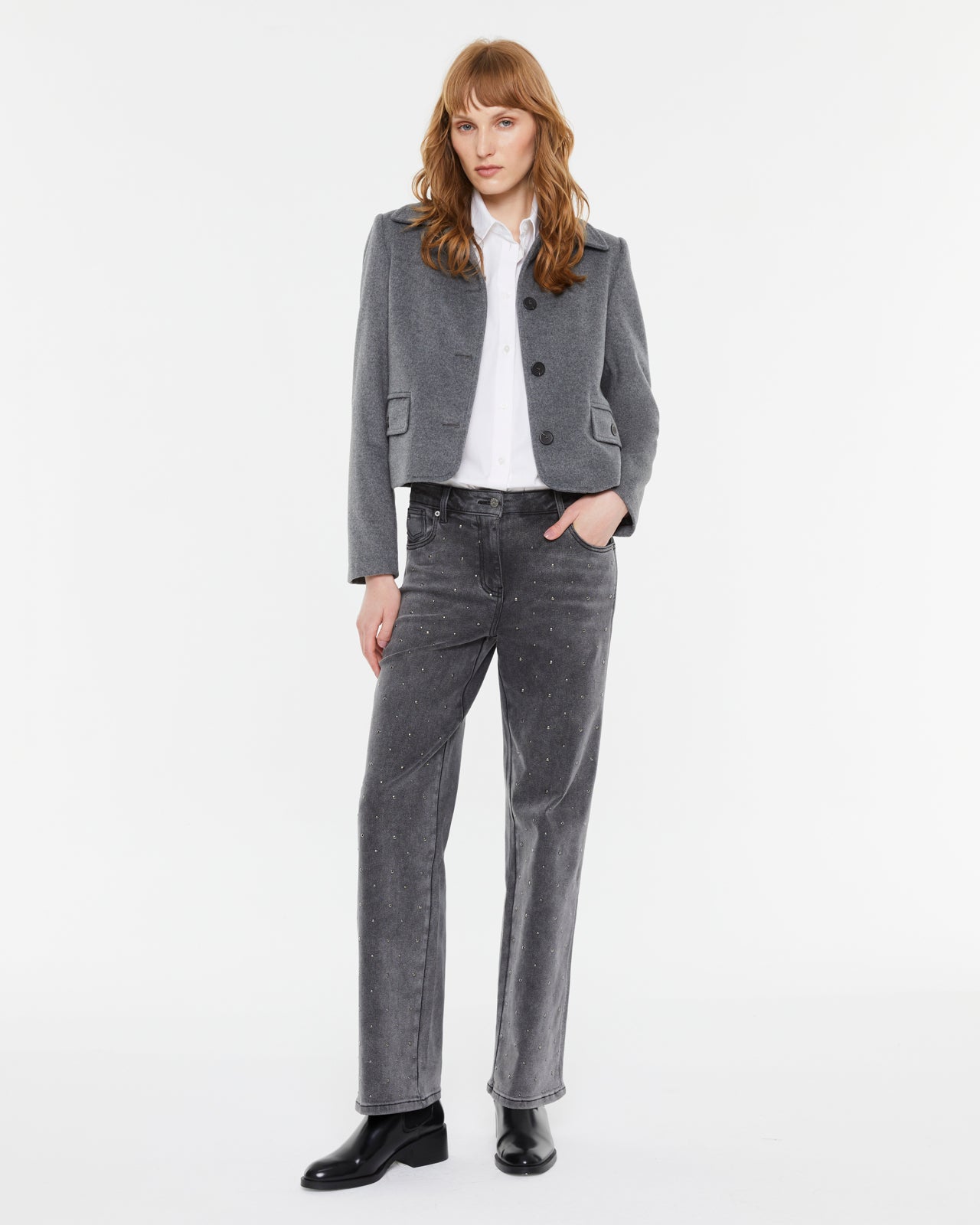 Short women's lined cloth jacket