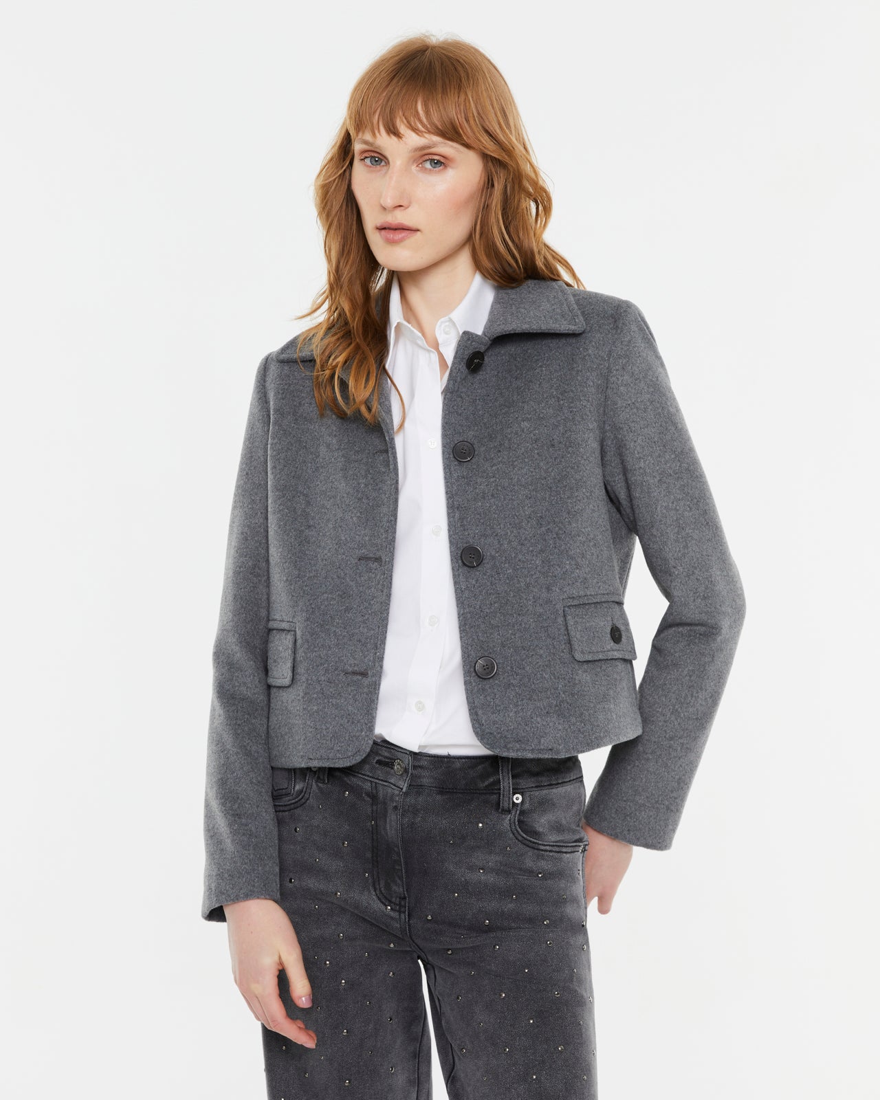 Short women's lined cloth jacket