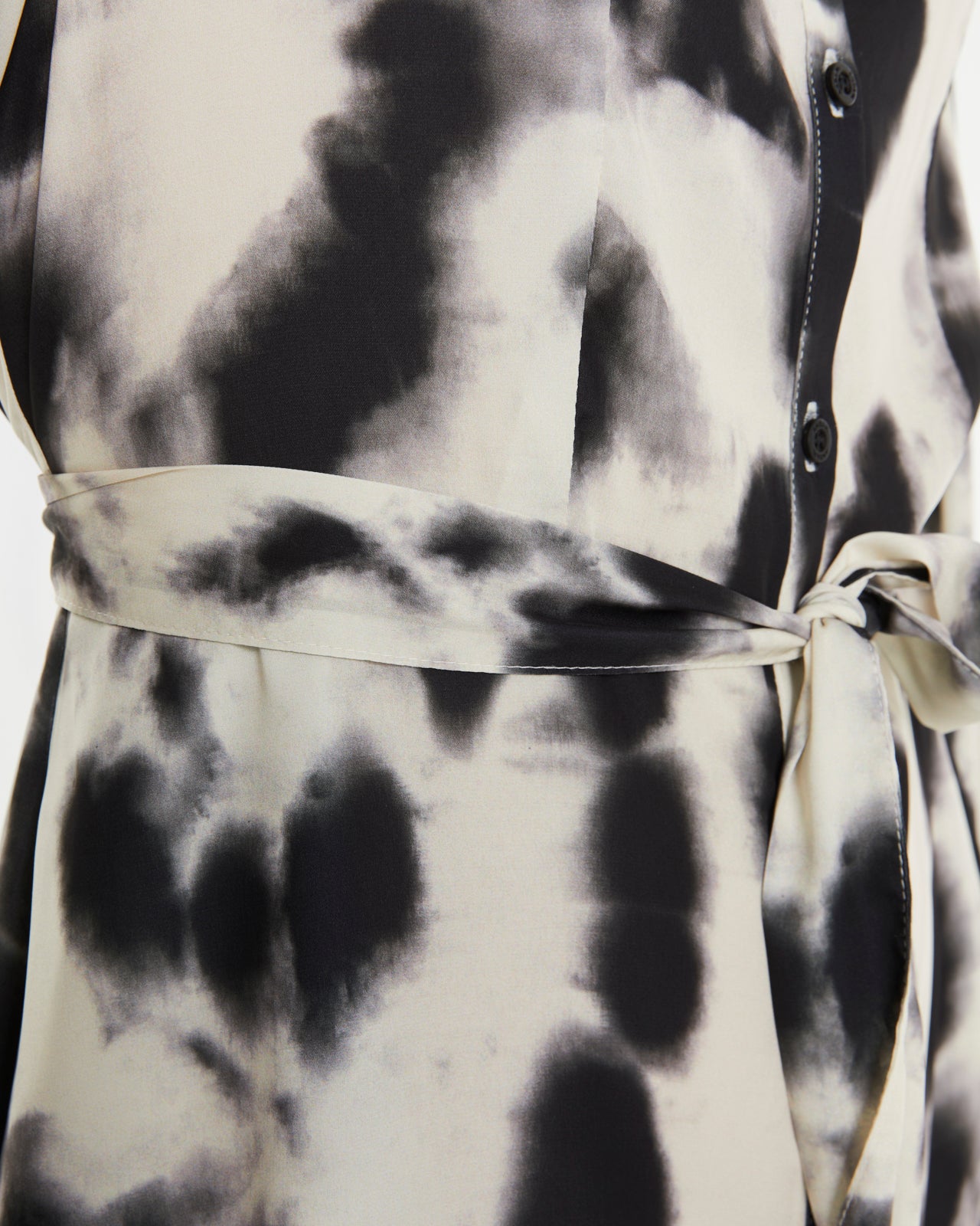 Vestido midi camisero estampado tipo tie dye