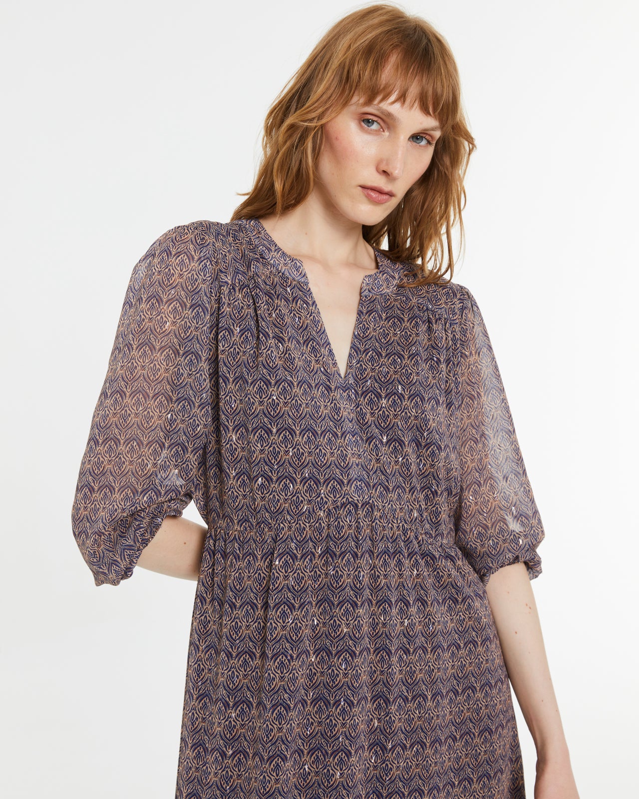 Vestido midi estampado con volante
