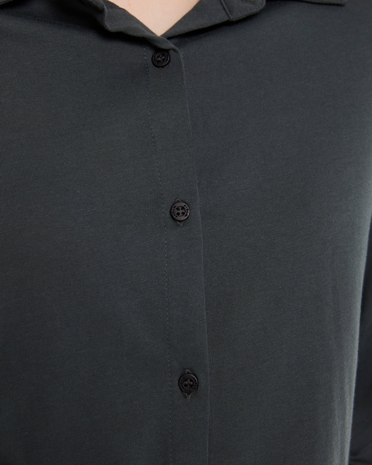 Women's plain knit shirt