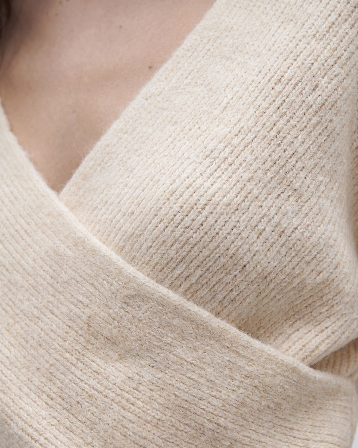 Jersey de mujer escote pico efecto cruzado