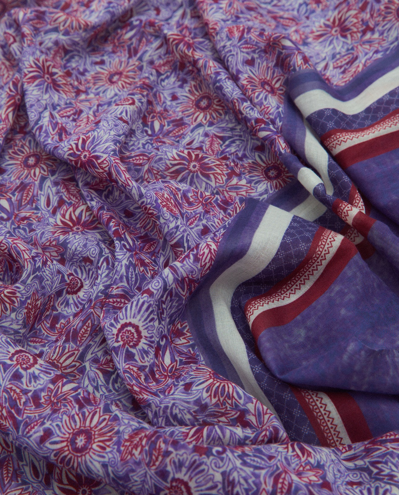 Fulard de algodón estampado floral