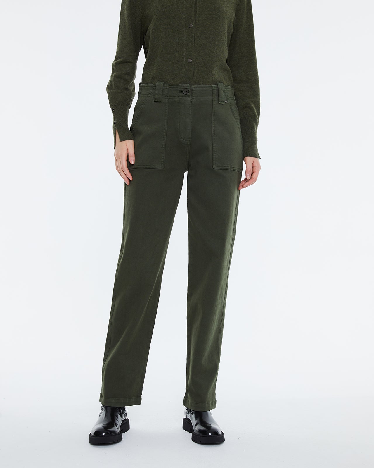 Women's straight trousers, wide leg, high rise.