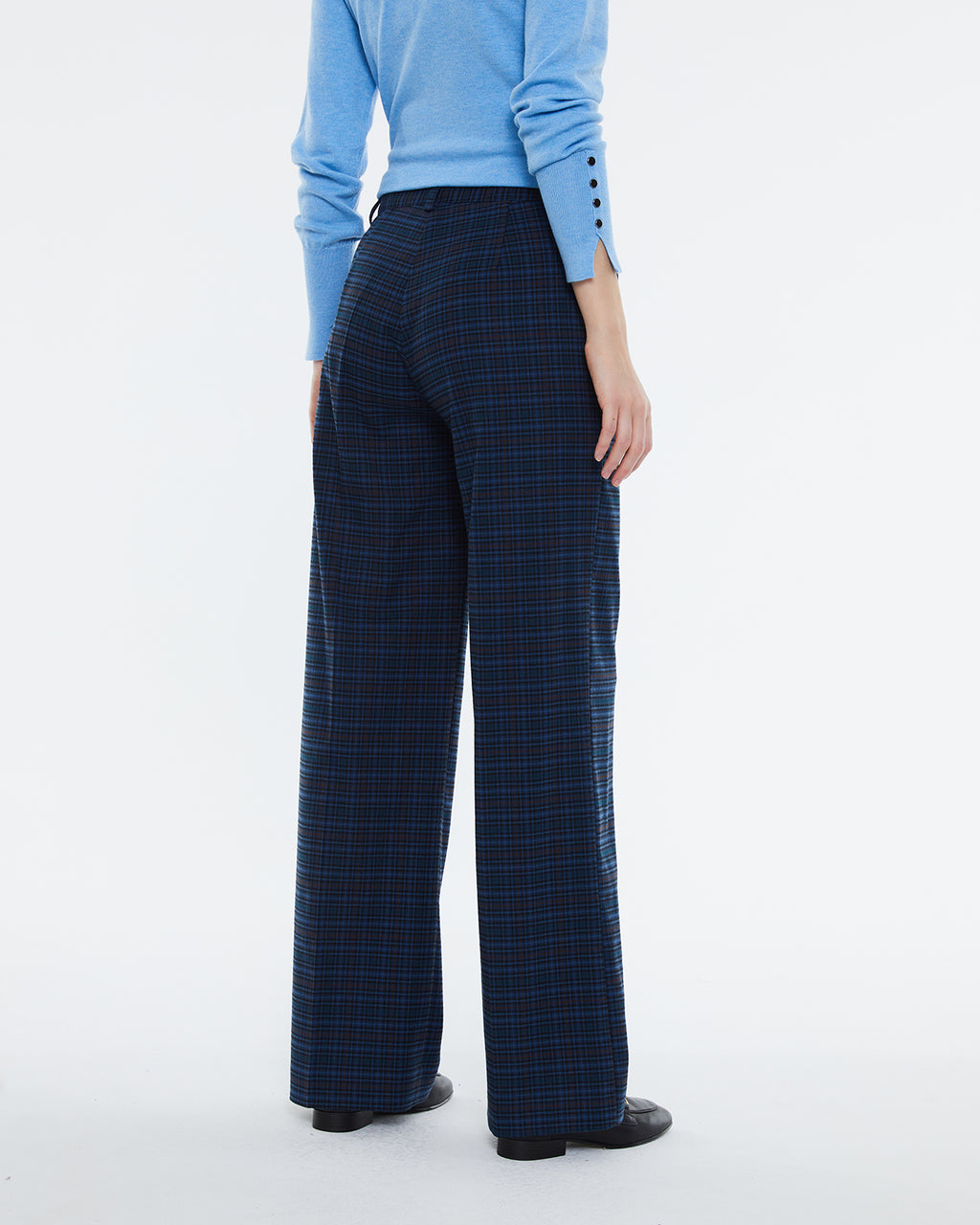 Women's wide-leg trousers, high waist, checkered print.