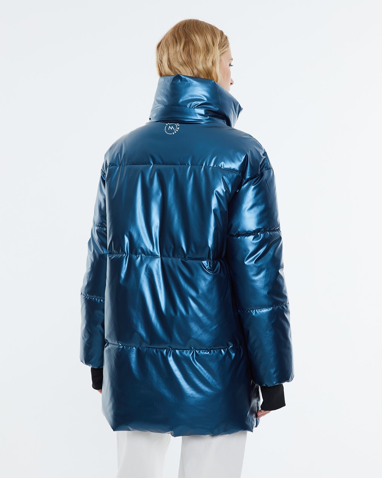 Metallic women's parka. Lined.