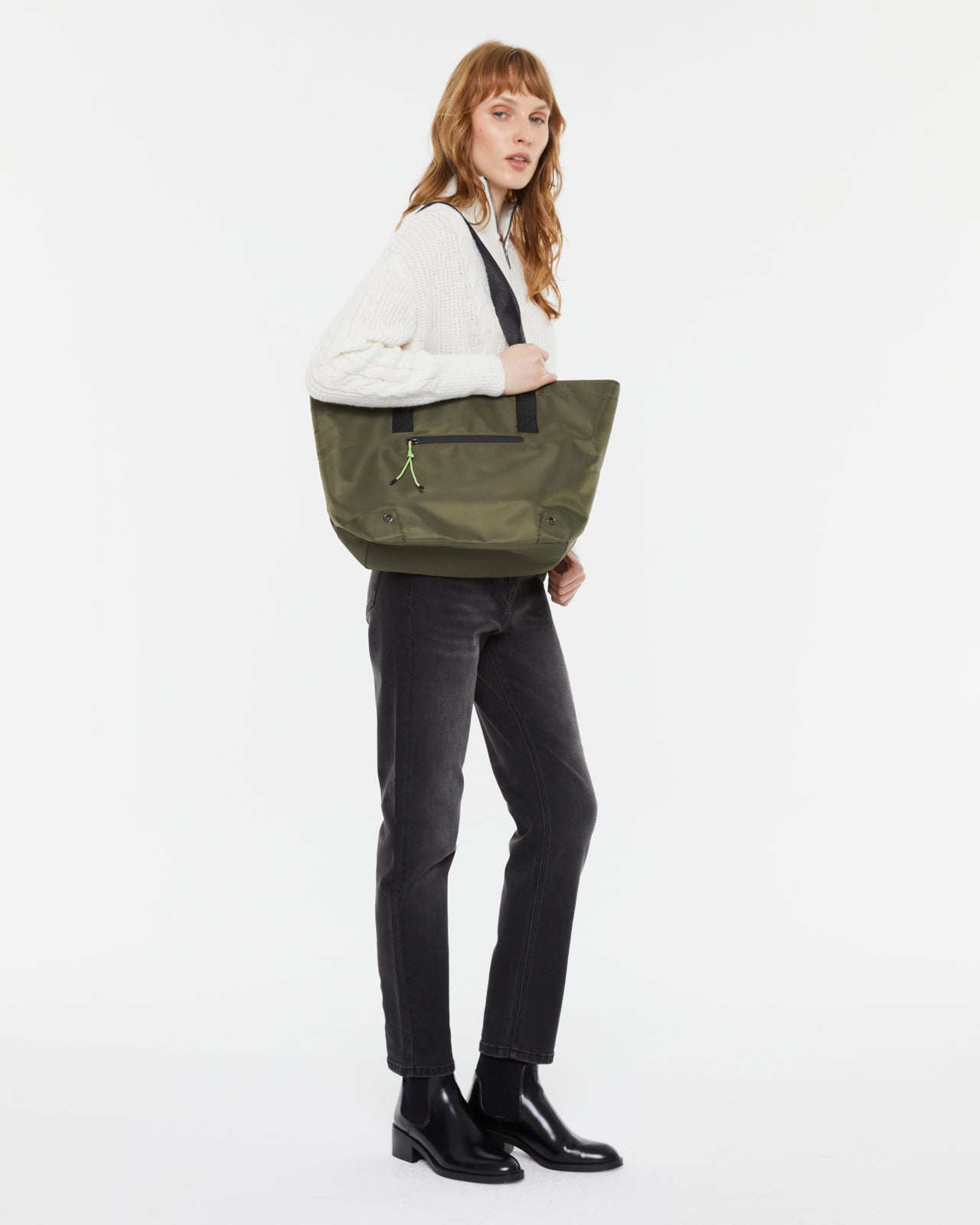 Women's canvas tote bag with zipper