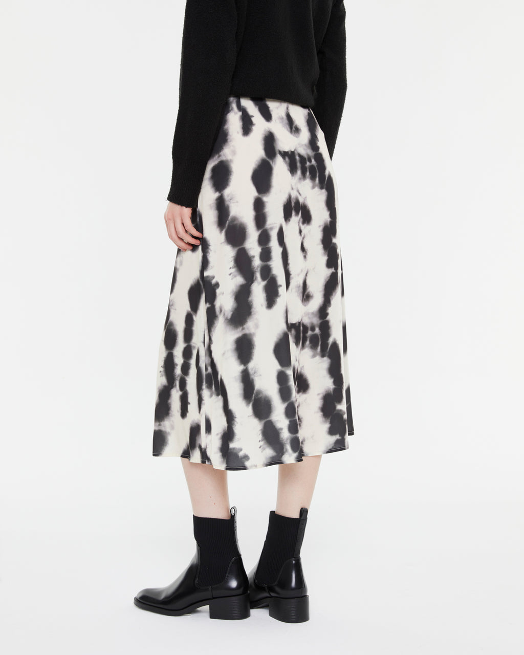 Falda midi estampado tie dye cintura elástica