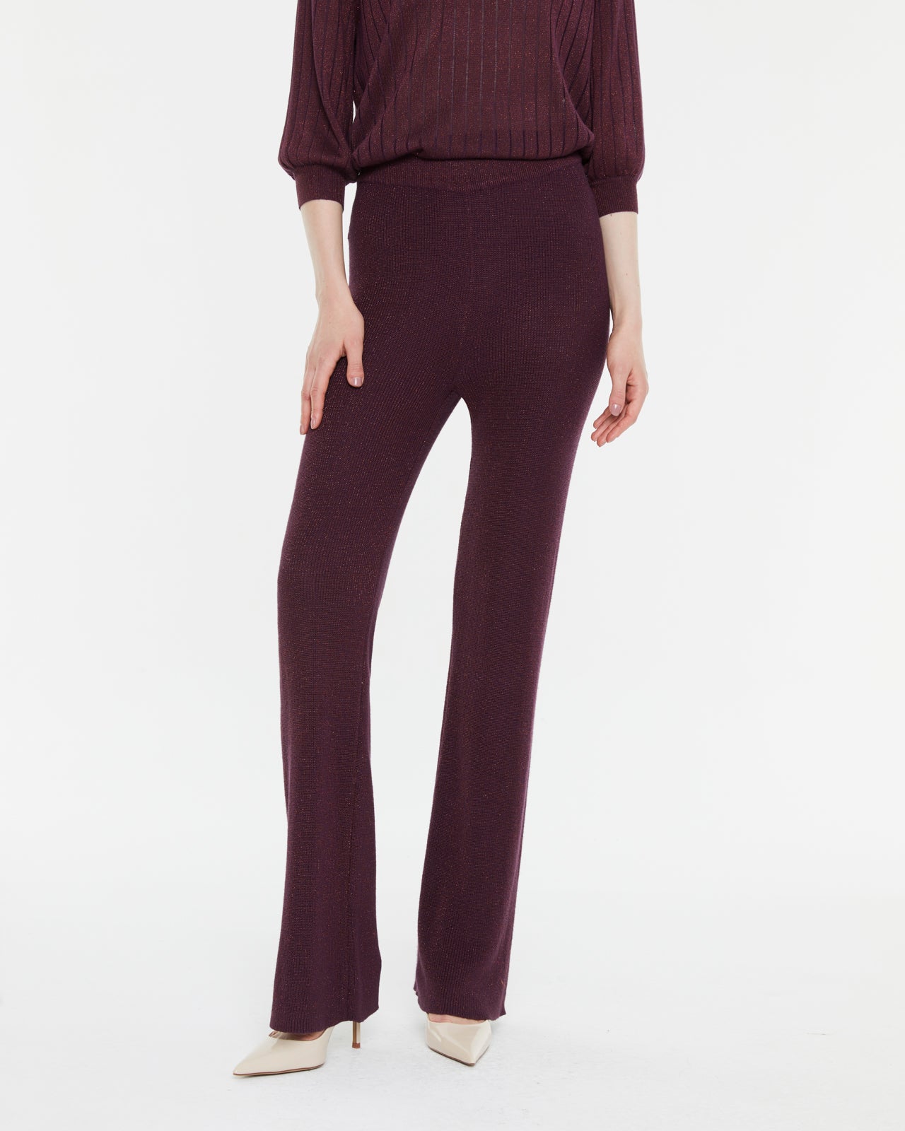 Gerade Hose aus Lurex-Strick mit elastischem Bund