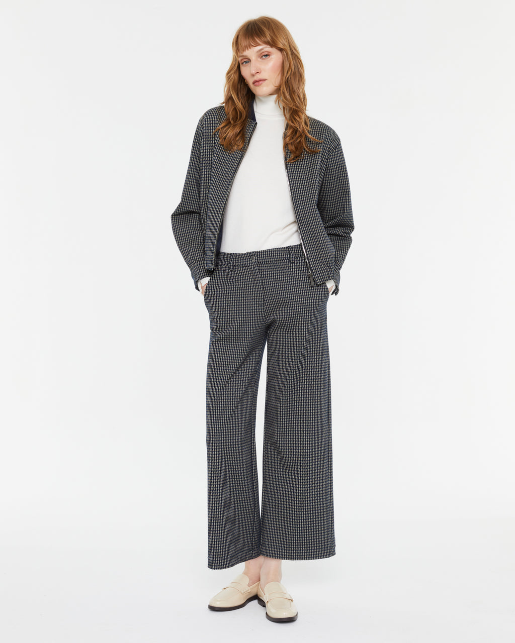 Pantalón ancho de mujer tobillero punto estampado