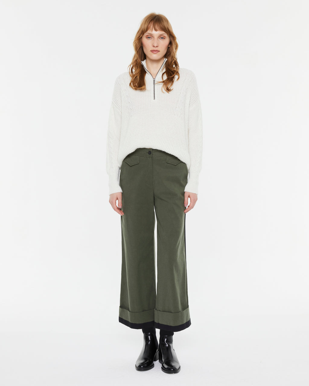 Pantalón ancho de mujer tobillero vuelta en bajo