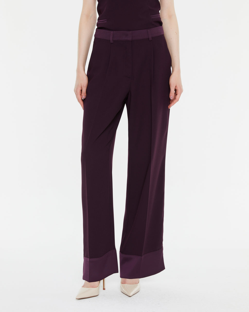 Pantalón ancho de mujer con pinzas de tiro alto