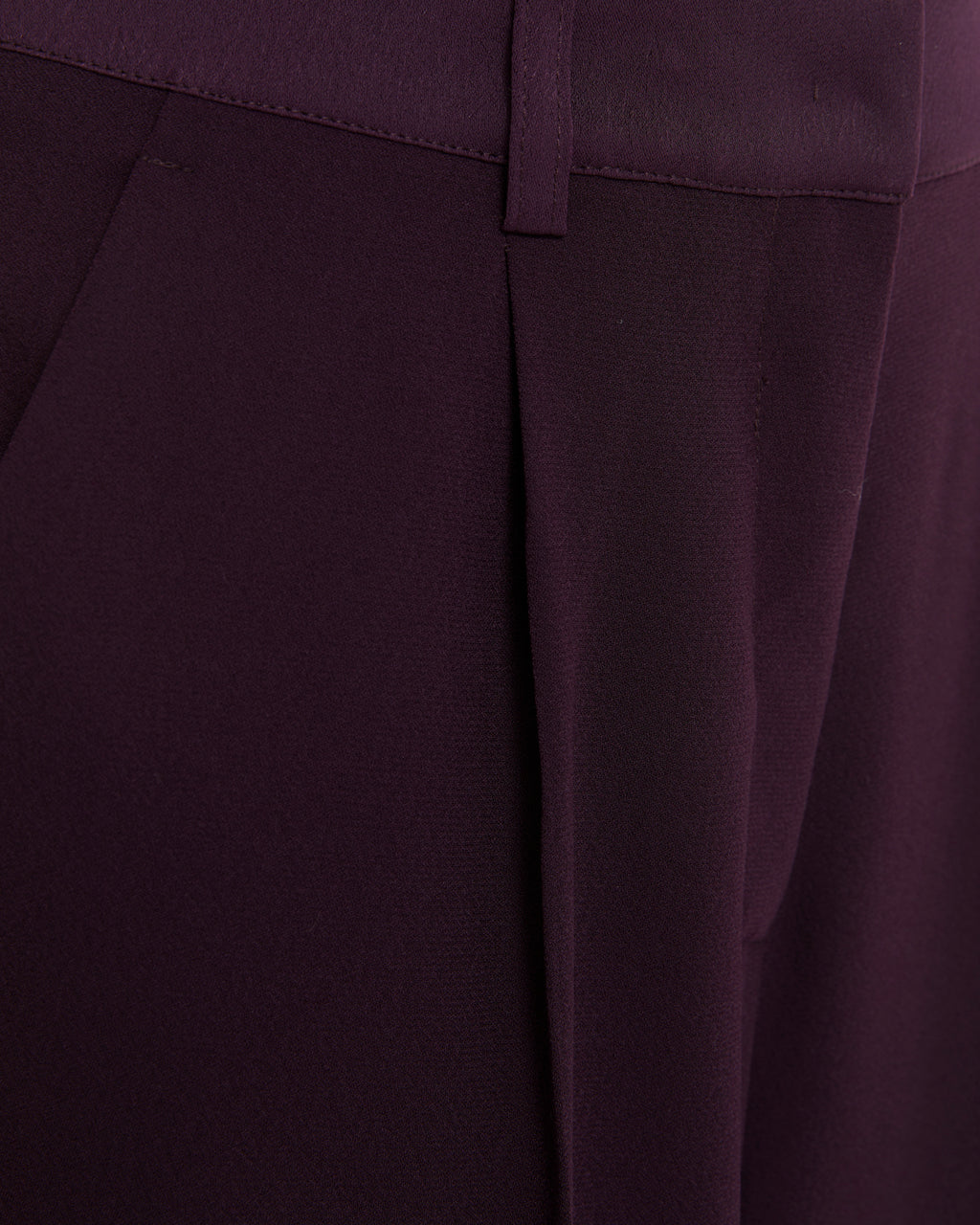 Pantalón ancho de mujer con pinzas de tiro alto