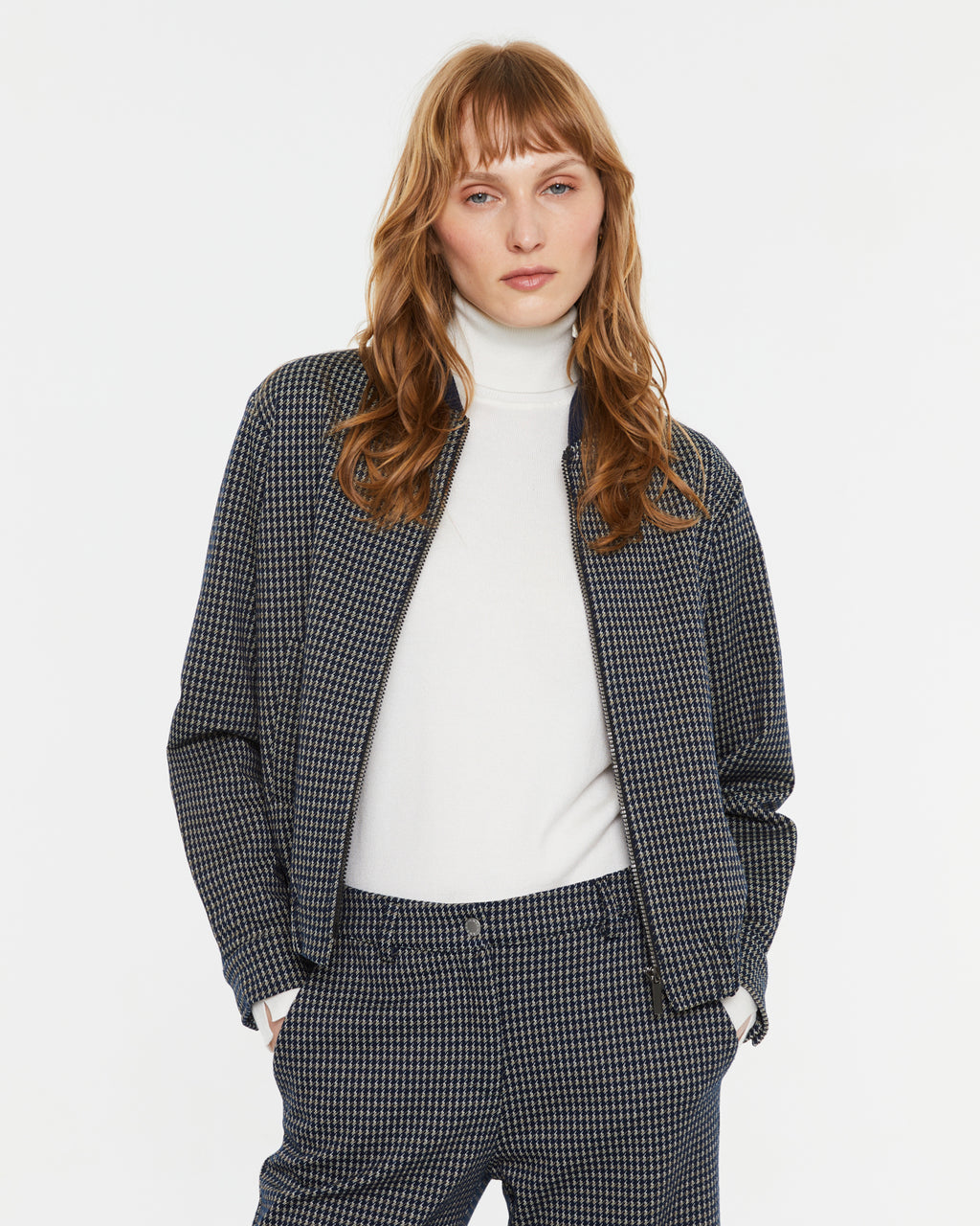 Chaqueta de mujer bomber punto estampado