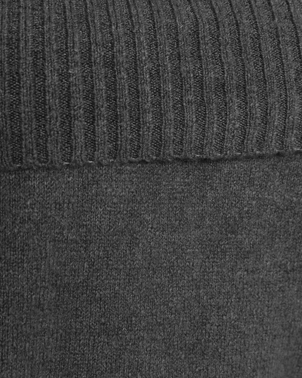 Damenpullover mit Bardot-Ausschnitt
