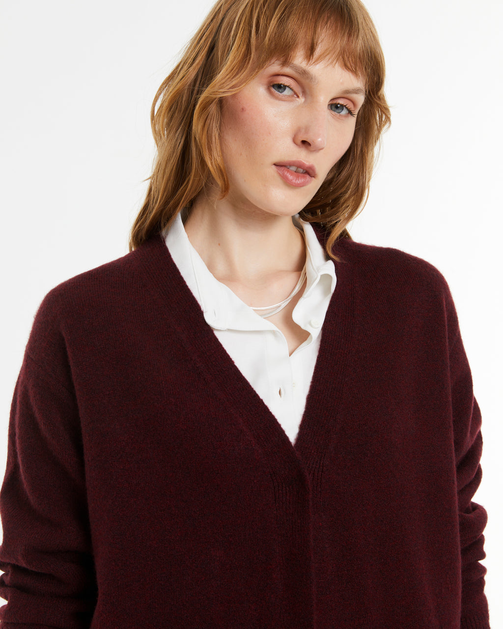 Cardigan de mujer largo con botón y bolsillos