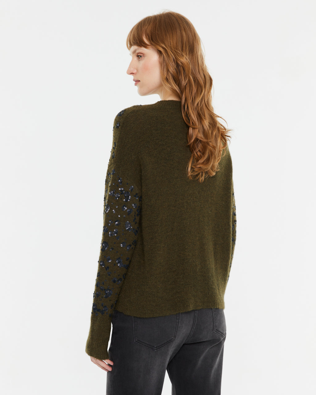Women's round neck sweater with matte sequins