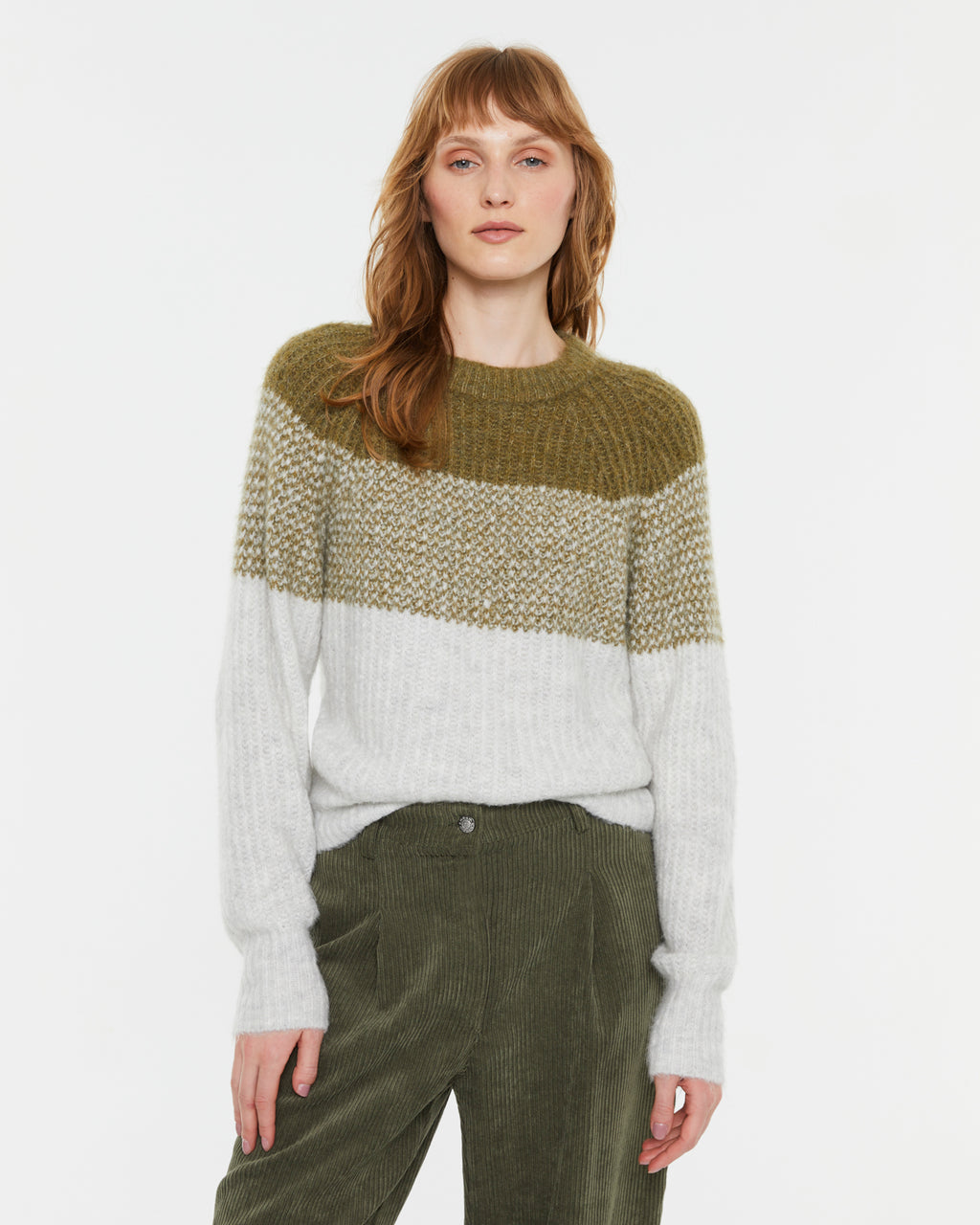 Women's two-tone round-neck sweater