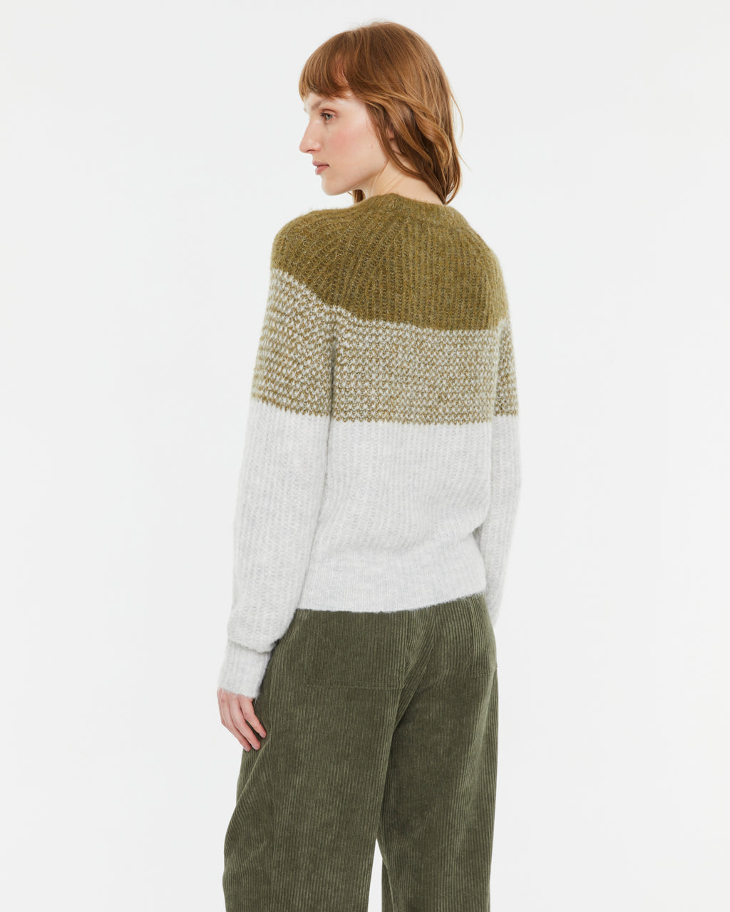 Women's two-tone round-neck sweater