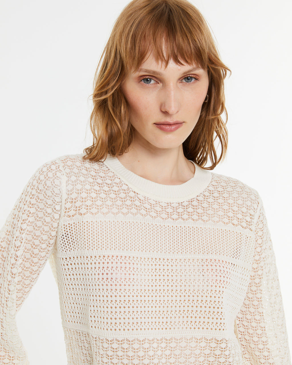 Jersey de mujer calado  cuello redondo
