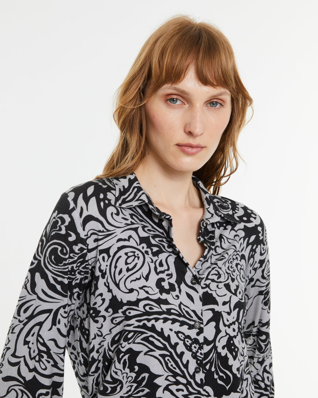 Camisa de mujer estampada de punto