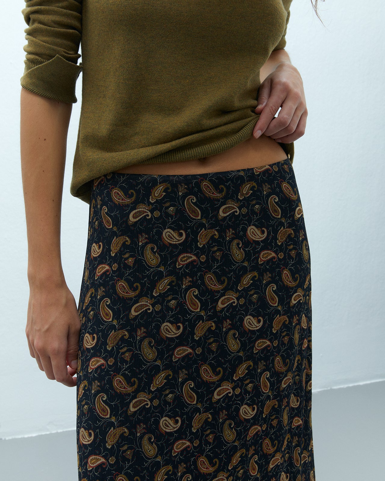 Falda midi estampada forrada