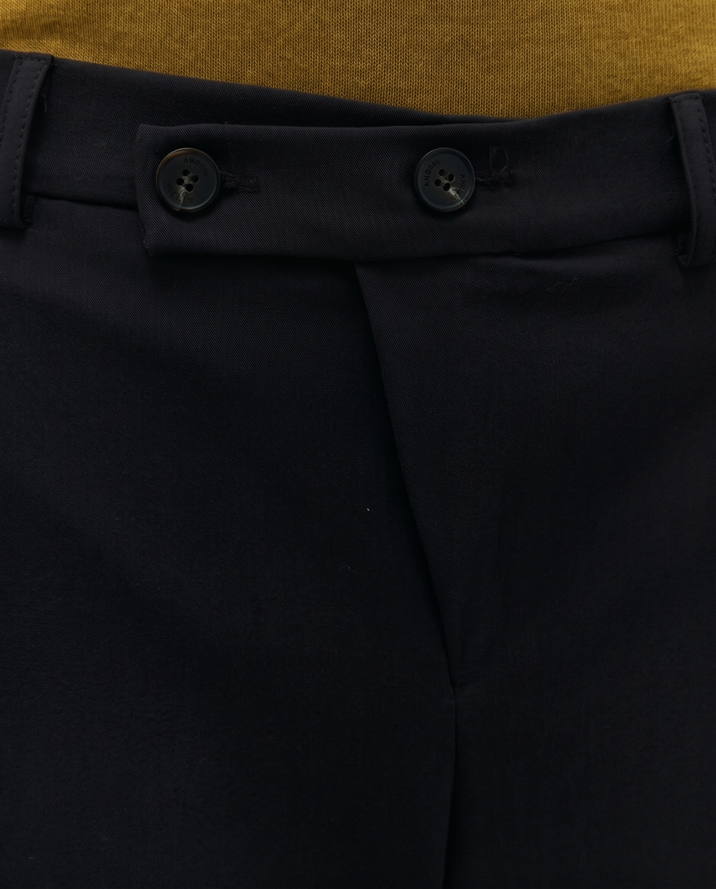 Pantalón recto de mujer elástico