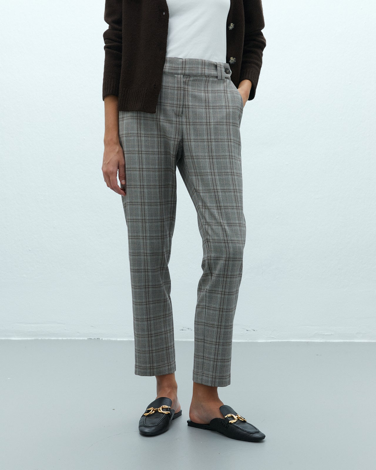Pantalón recto de mujer estampado cuadros cintura elástica