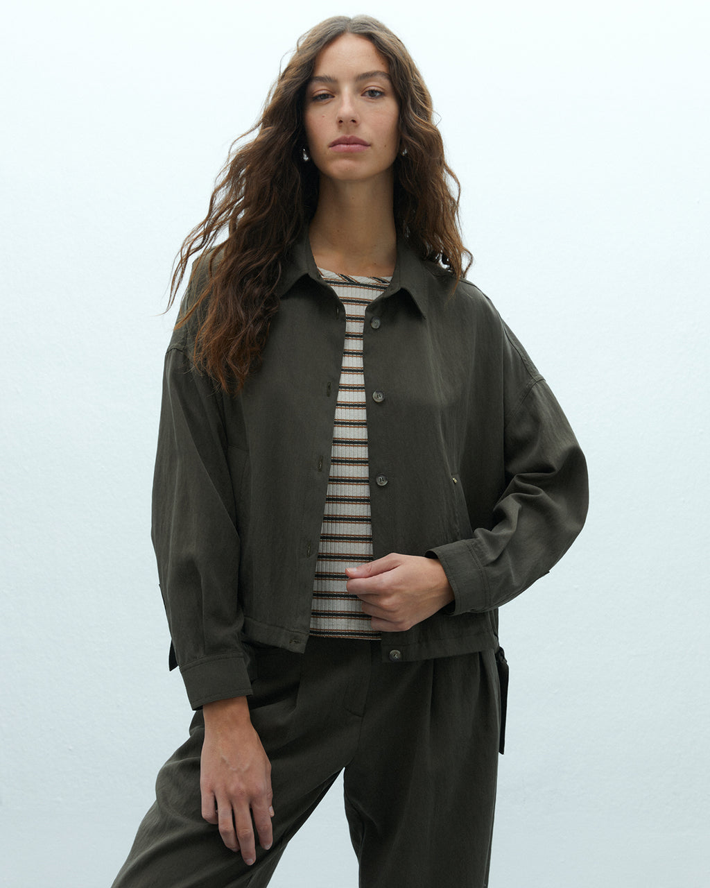 Chaqueta corta de mujer  manga larga