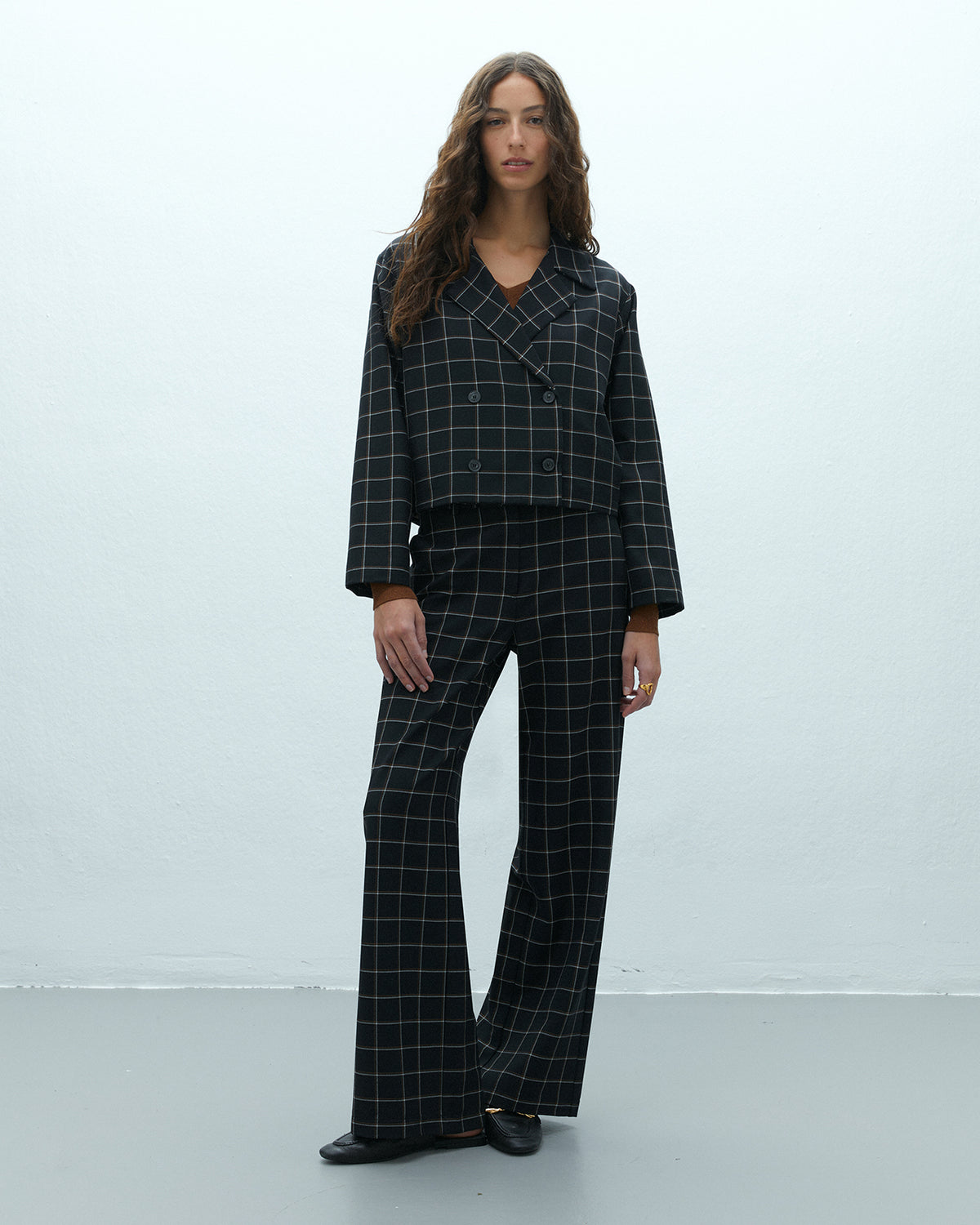 Pantalón ancho de mujer estampado cuadros