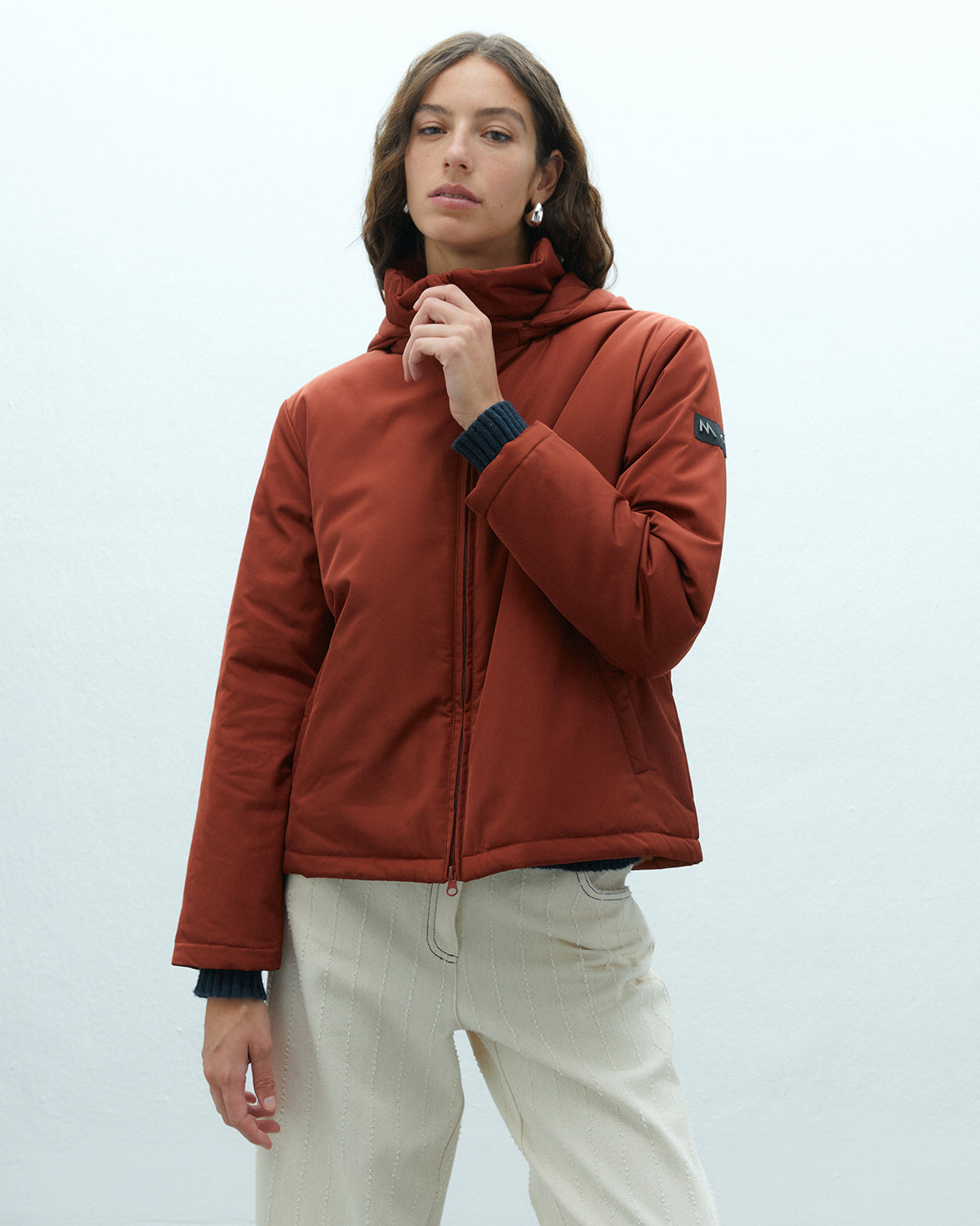 Parka corta de mujer acolchada