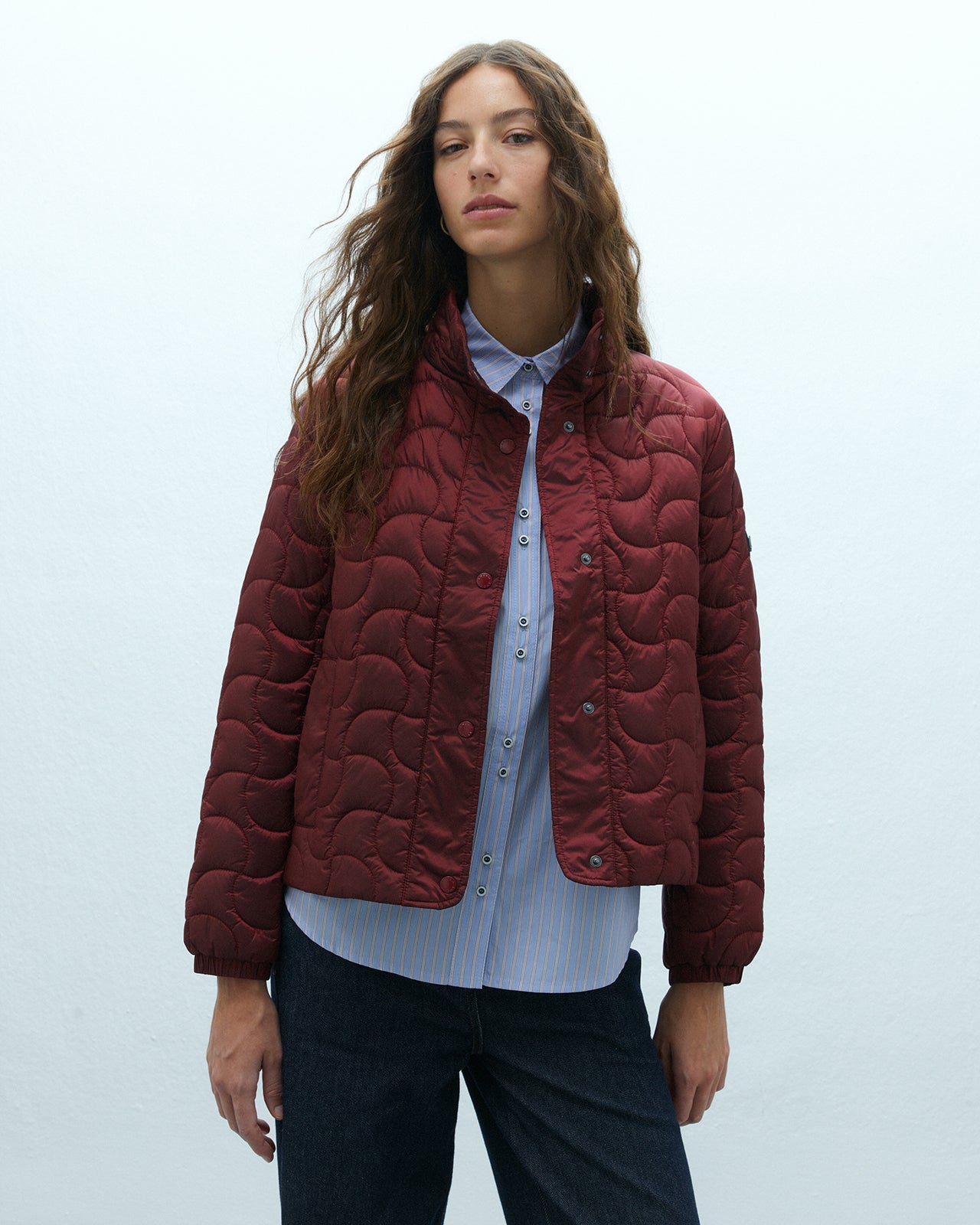 Parka corta de mujer ligera