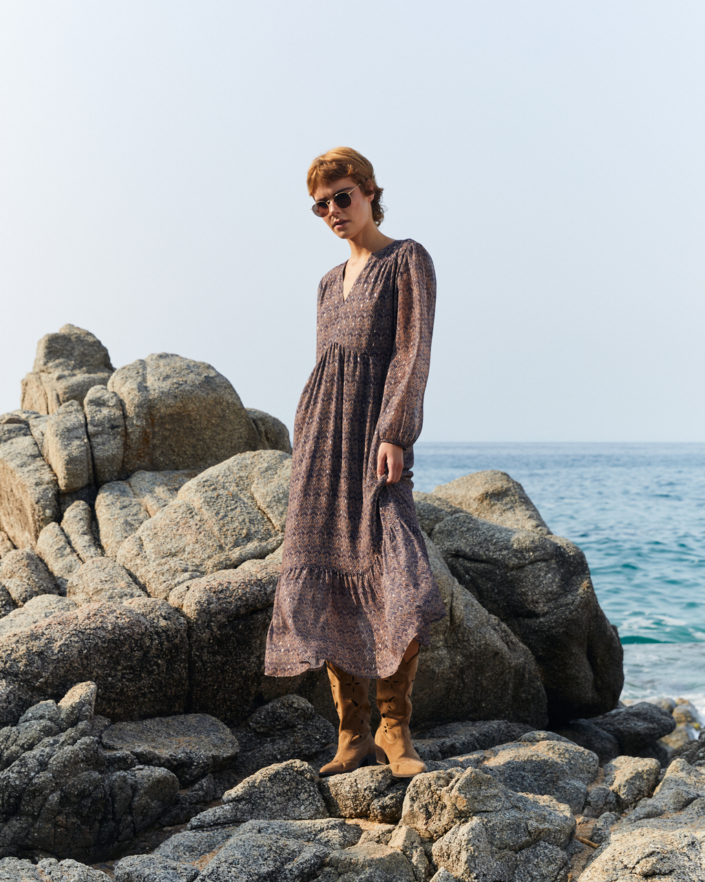 Vestido midi estampado con volante
