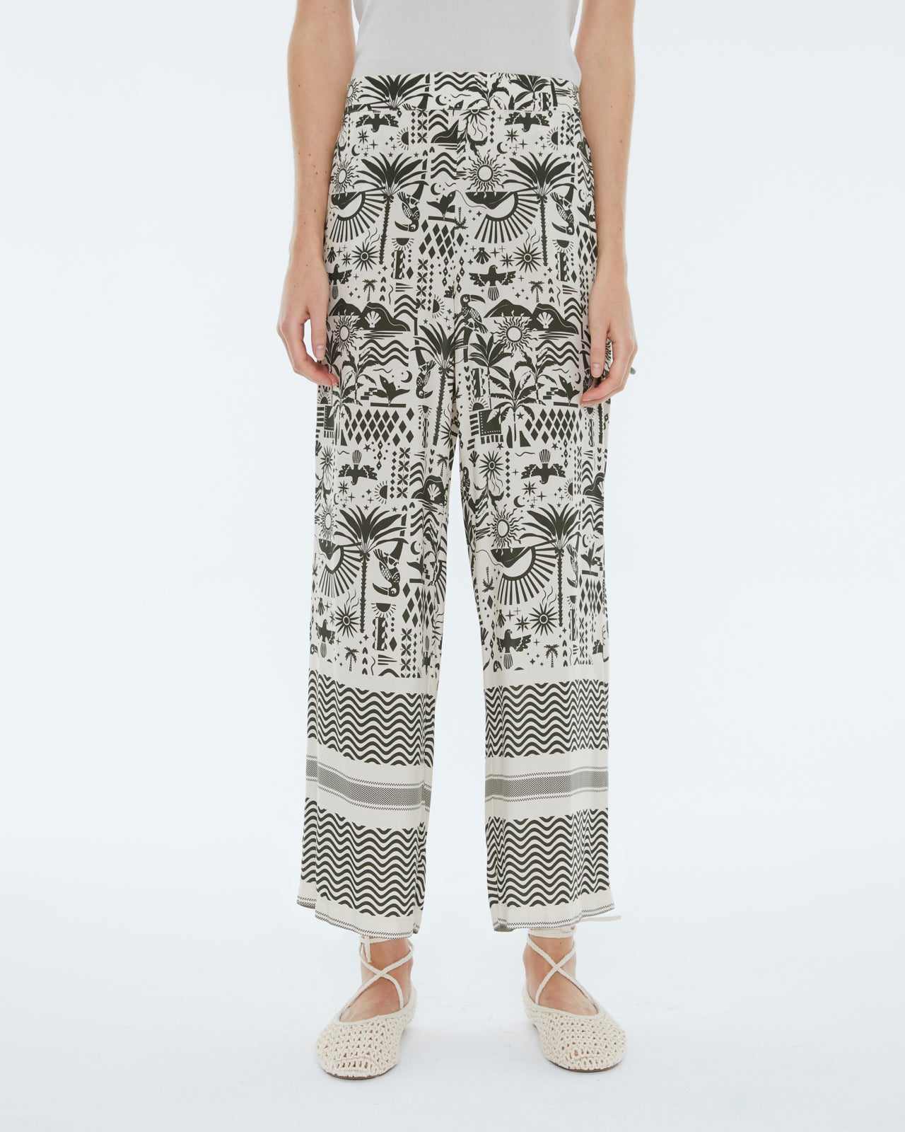 Pantalón culotte de mujer estampado, cintura elástica.