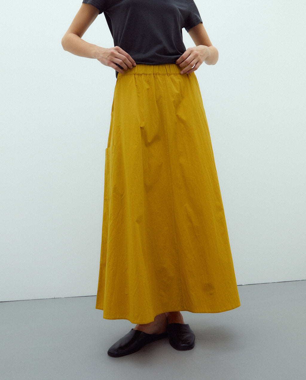 Falda midi de  popelin cintura elástica