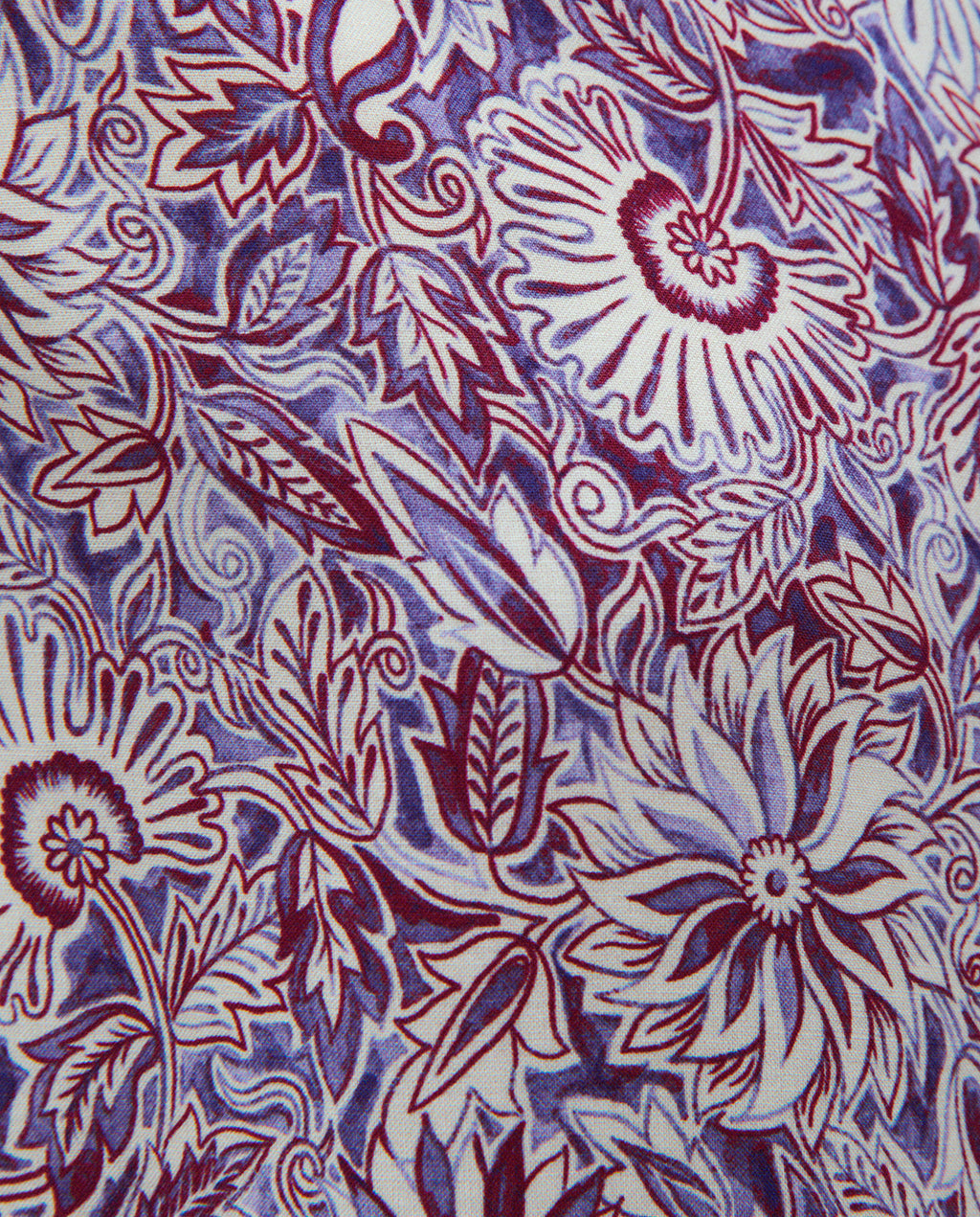 Blusa de mujer estampada cuello pico manga francesa