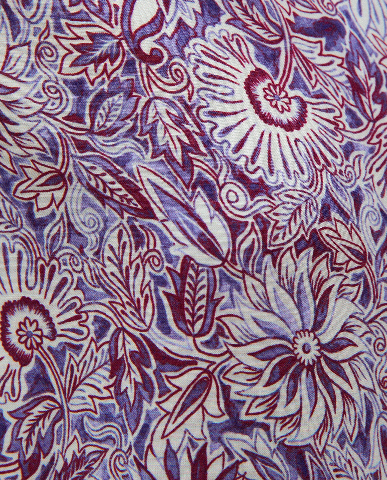 Blusa de mujer estampada cuello pico manga francesa