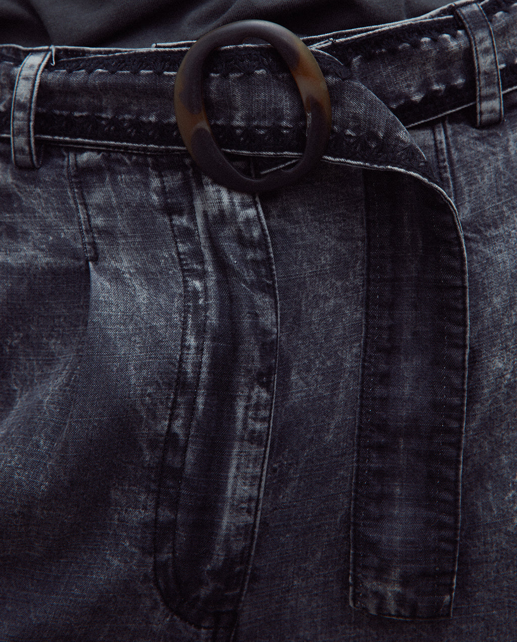 Pantalón de mujer recto tencel con pinzas tiro alto