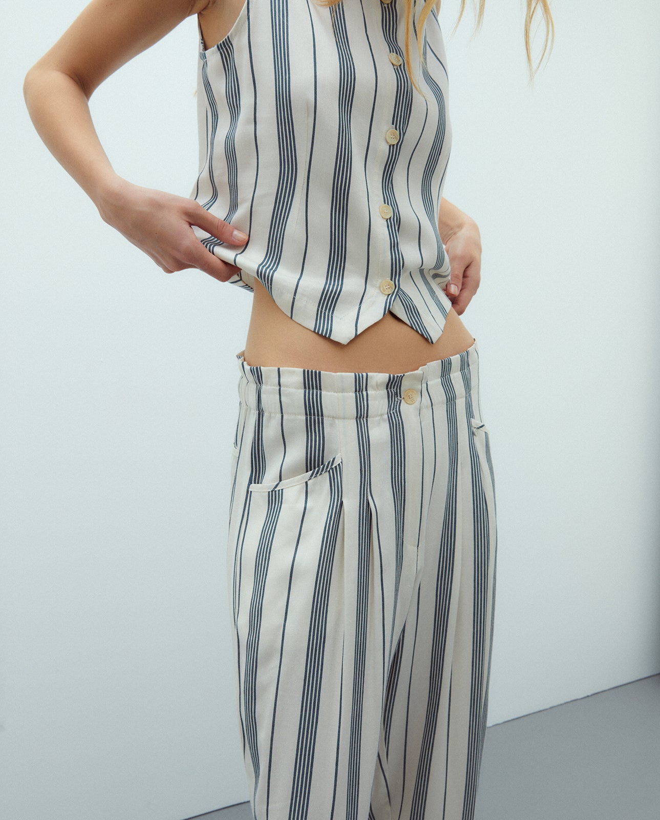 Pantalón de mujer barrel cintura elástica