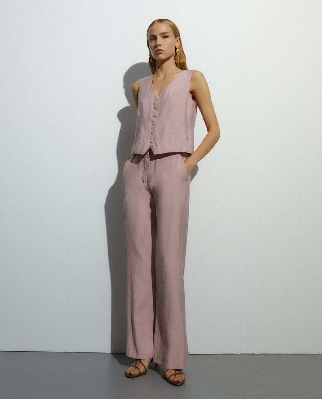 Pantalón de mujer efecto campana