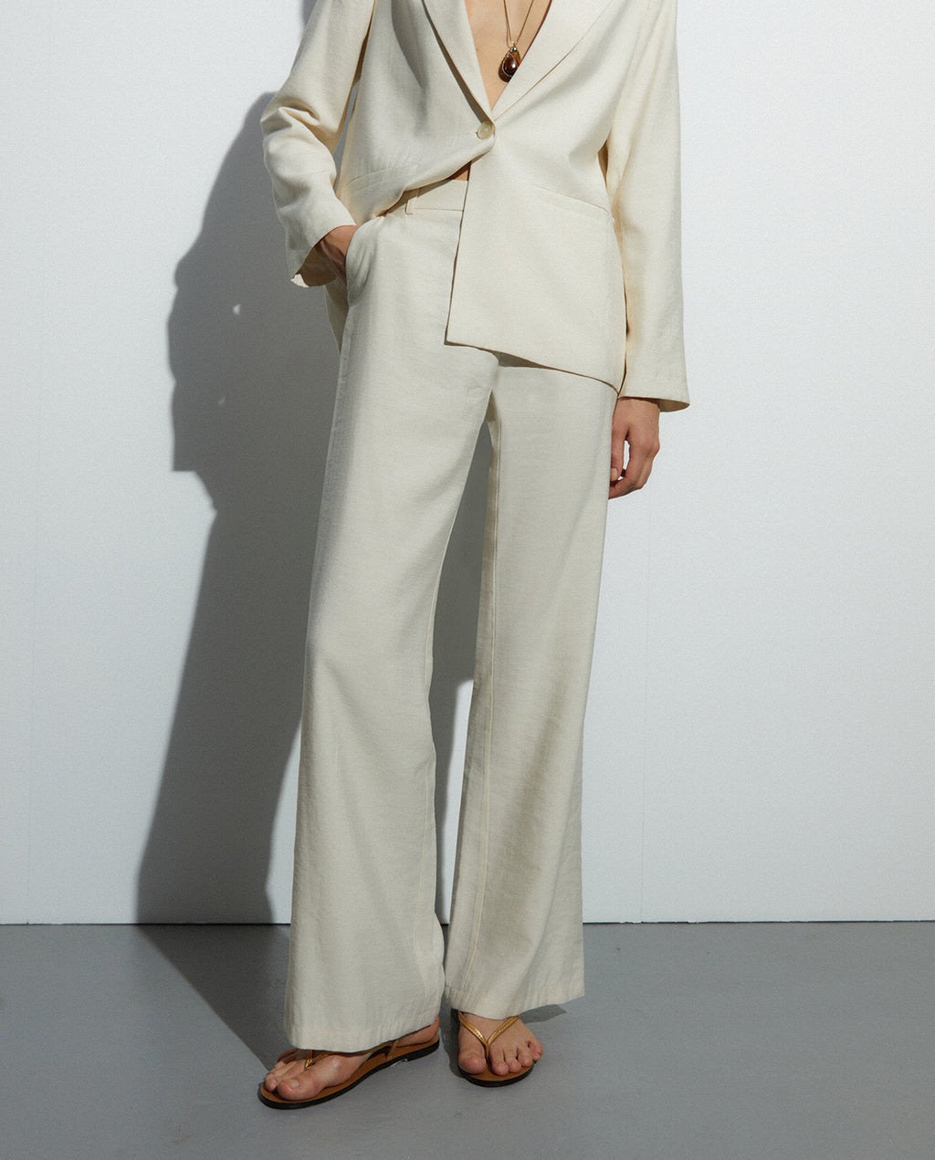 Pantalón de mujer efecto campana