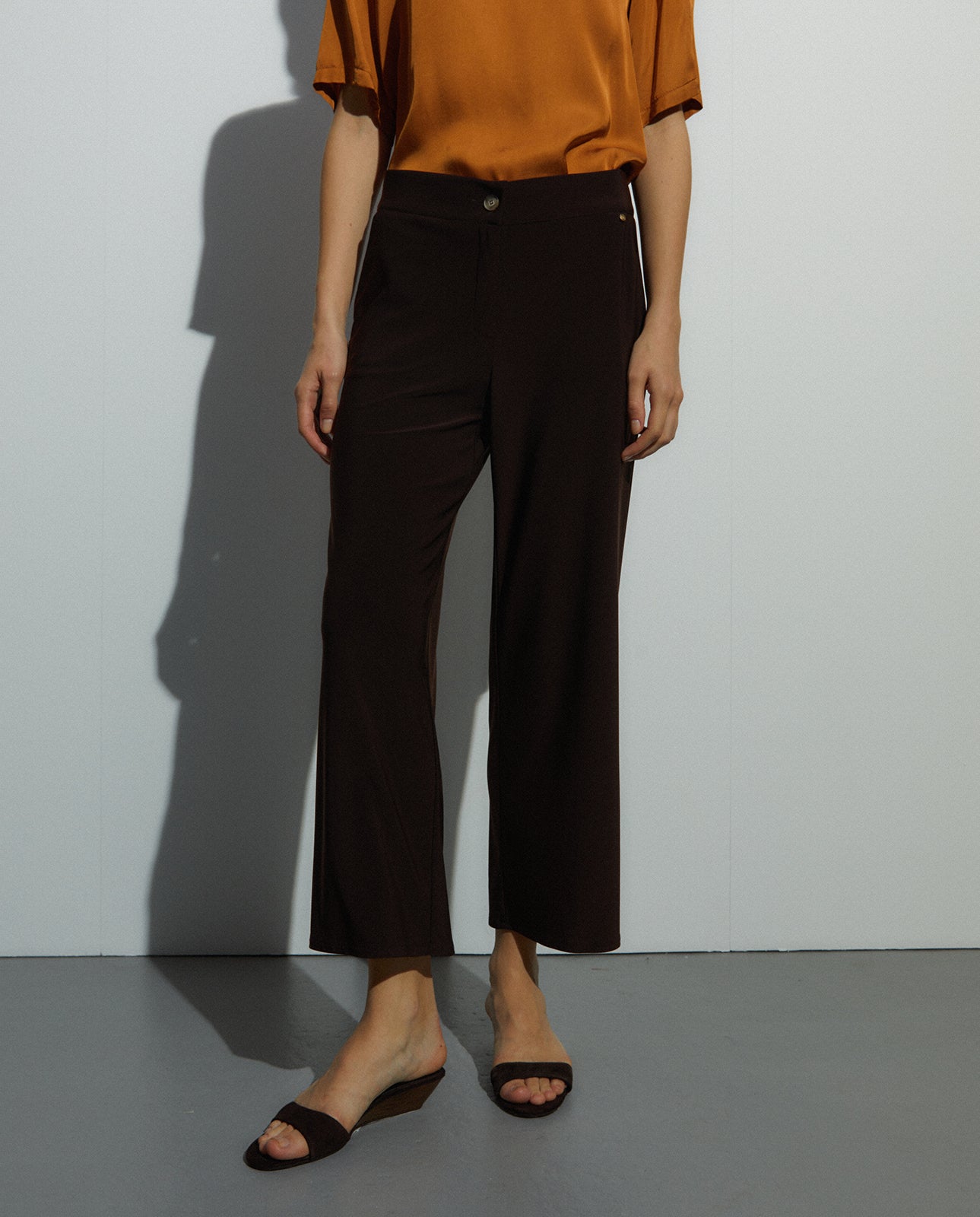 Pantalón culotte de mujer punto liso.