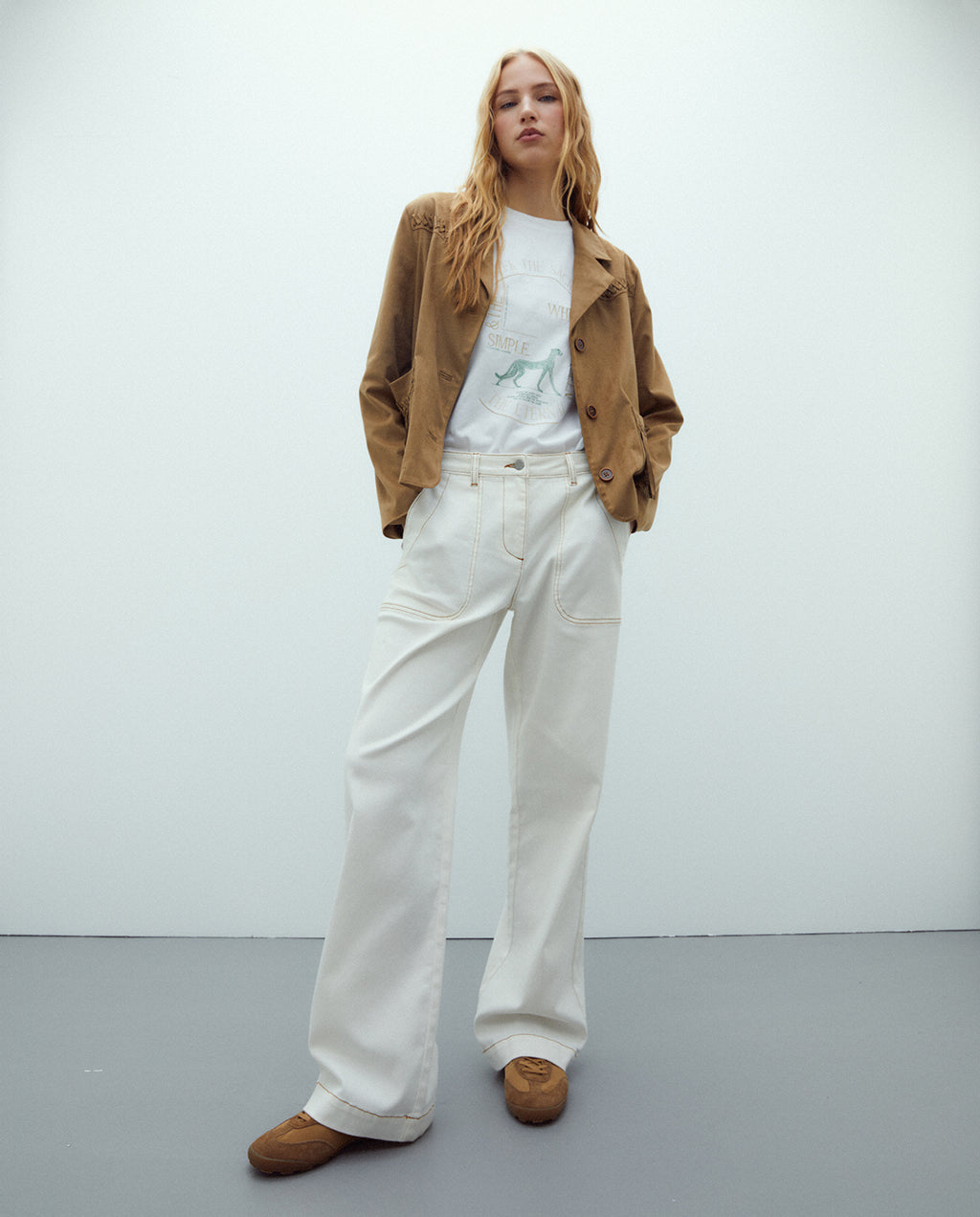 Chaqueta de mujer efecto ante con flecos