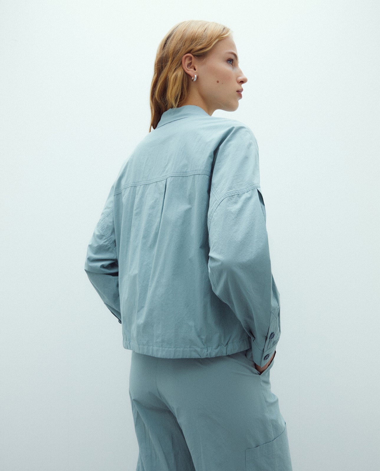 Chaqueta corta de mujer popelin manga larga