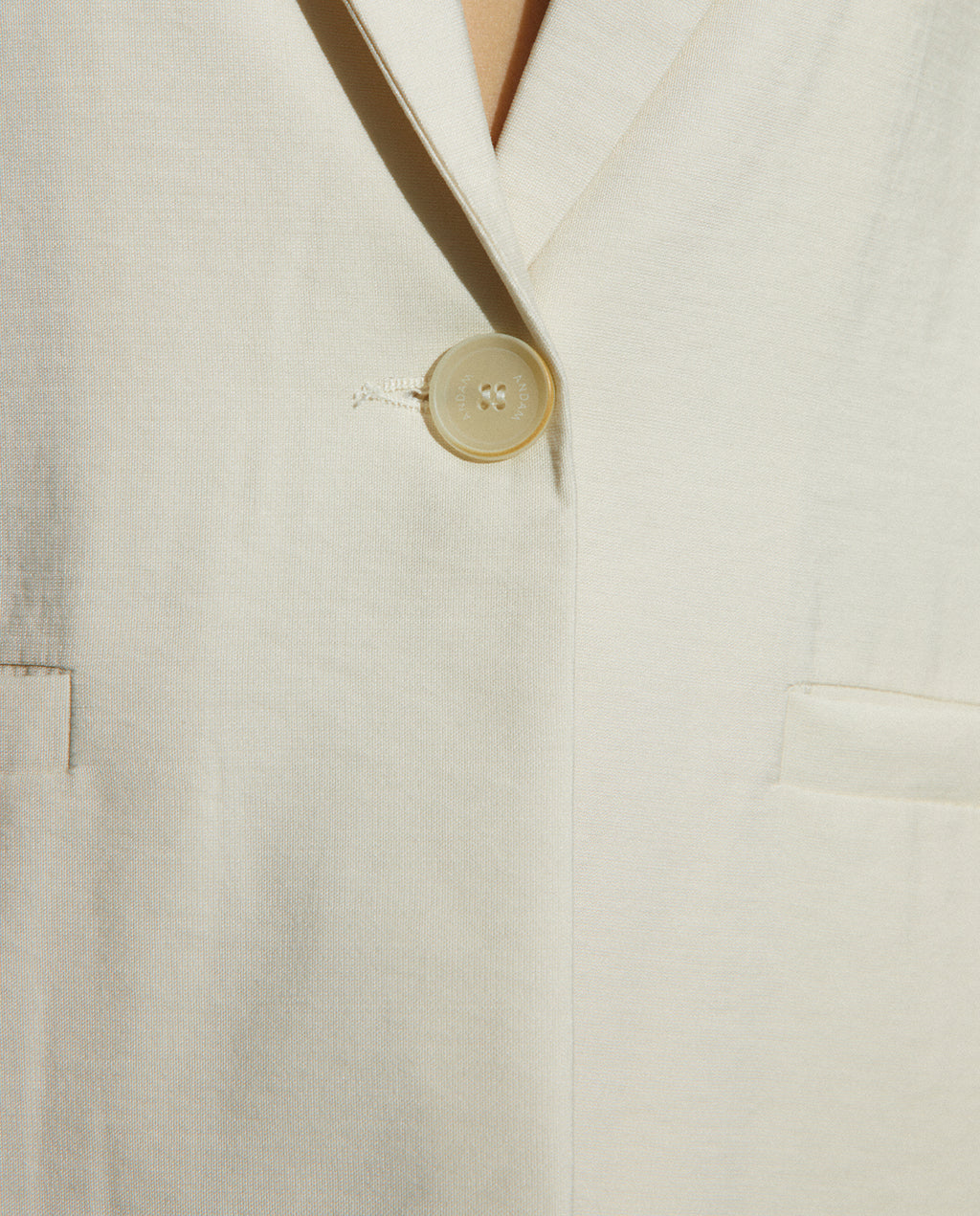 Blazer de mujer de corte recto cuello solapa